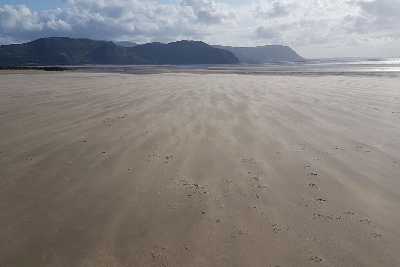 3 Bedroom Deganwy Sea View Beach House Ll31 Extérieur photo