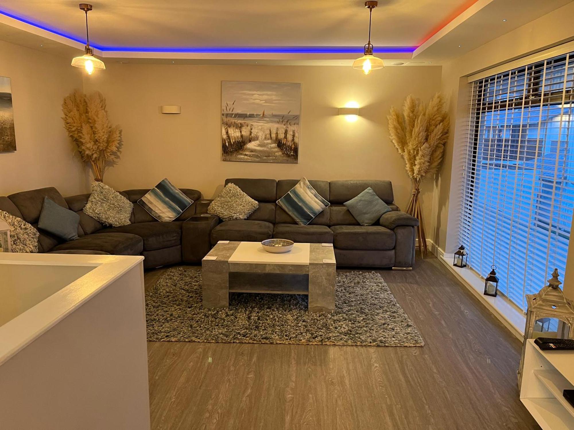3 Bedroom Deganwy Sea View Beach House Ll31 Extérieur photo